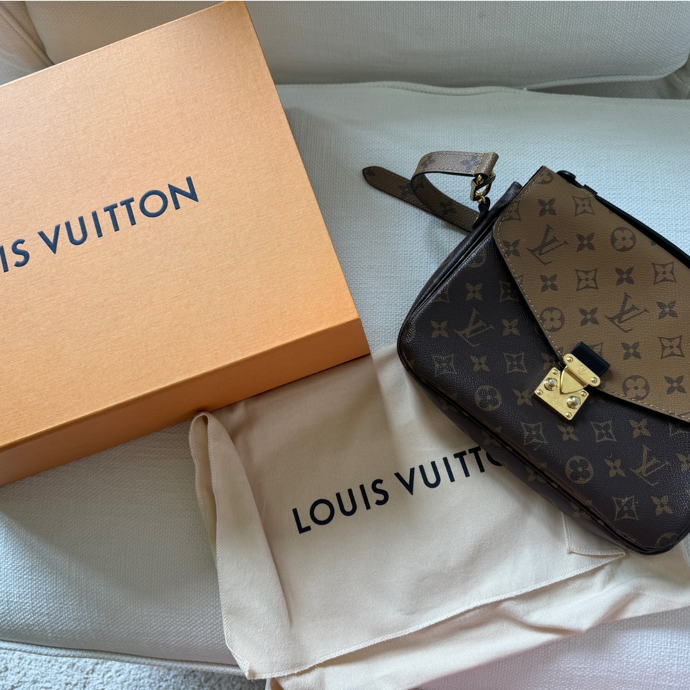 Louis Vuitton Pochette Métis